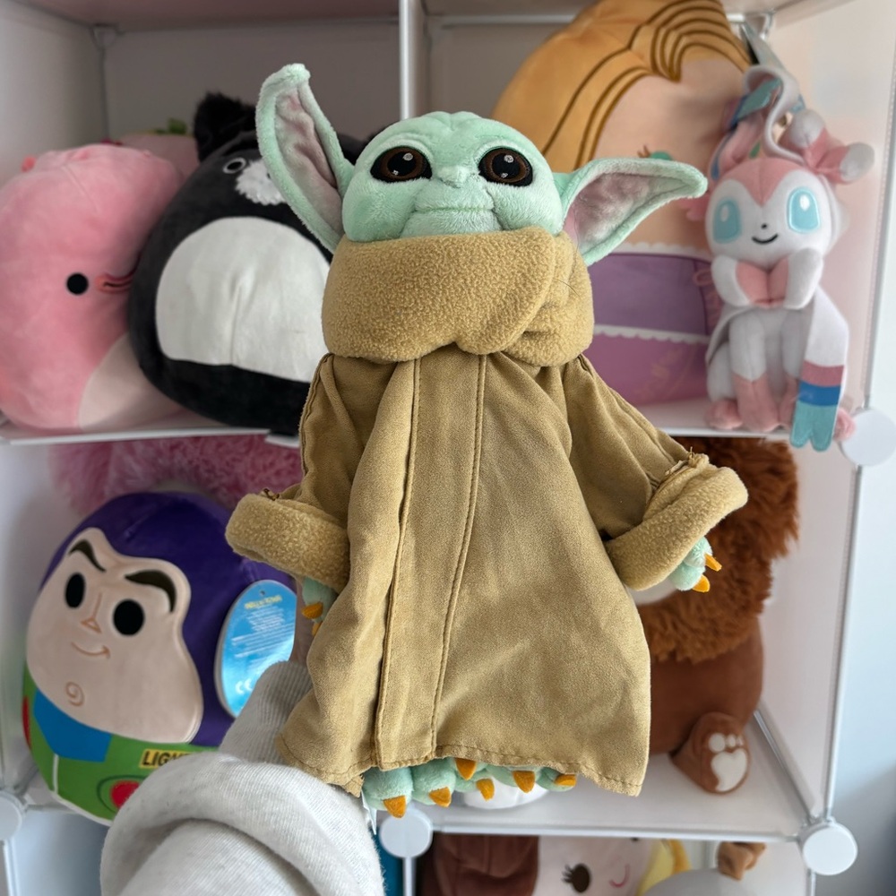 Star Wars Standing Baby Yoda Plush ⭐️💚